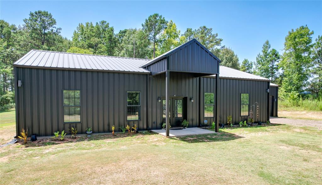 1373 County Road 166 Property Photo 2