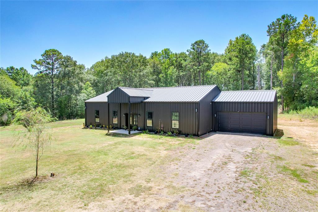 1373 County Road 166 Property Photo 3