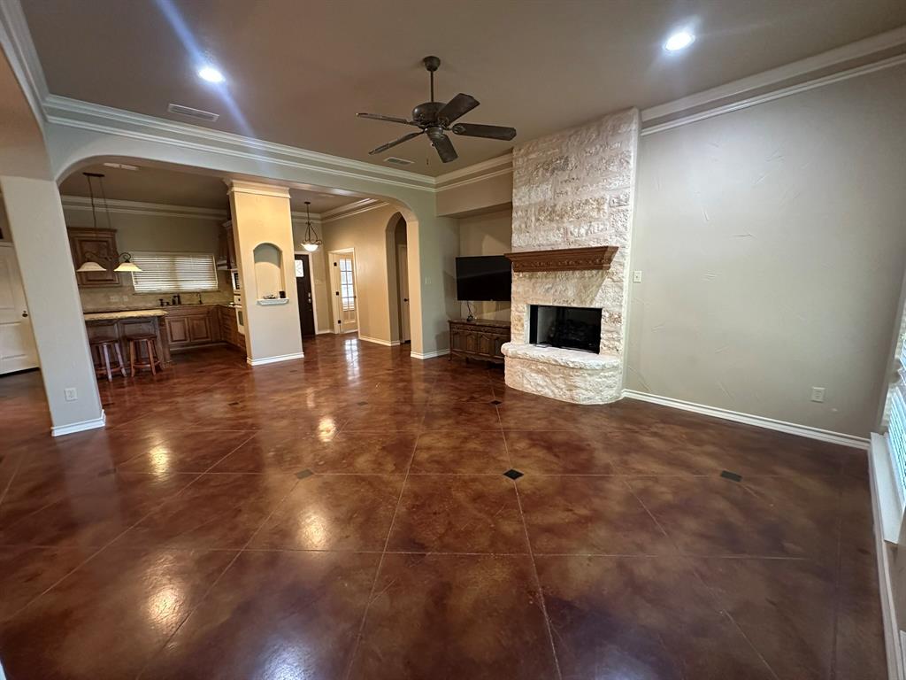 101 Creekside Drive Property Photo 11