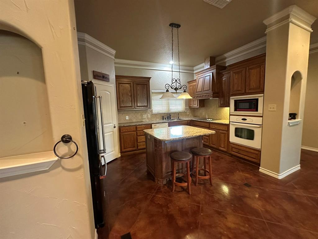 101 Creekside Drive Property Photo 16