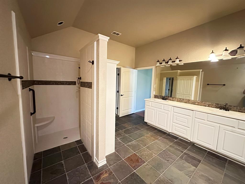 101 Creekside Drive Property Photo 24