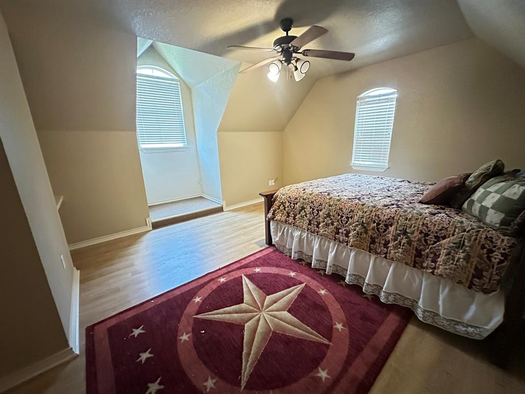 101 Creekside Drive Property Photo 30