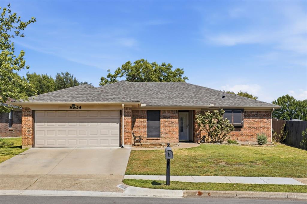8204 Lara Lane Property Photo 1