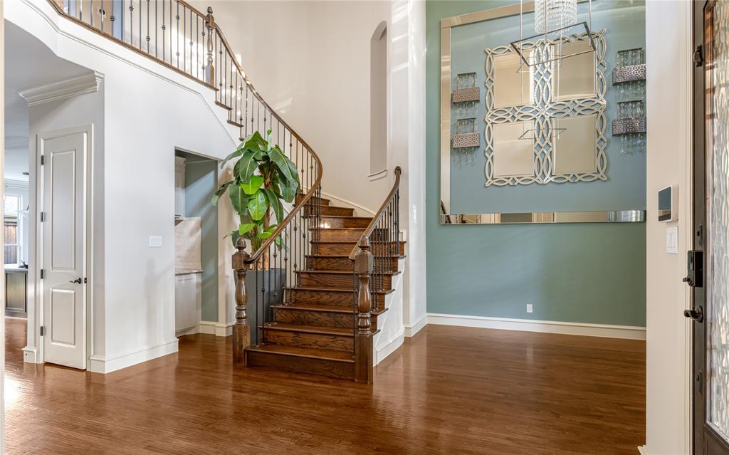 6208 Jacqueline Drive Property Photo 3