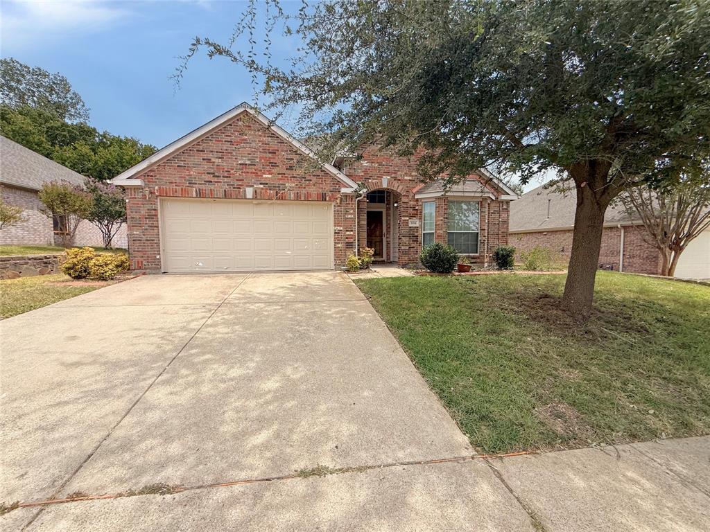 5814 Blue Oak Drive