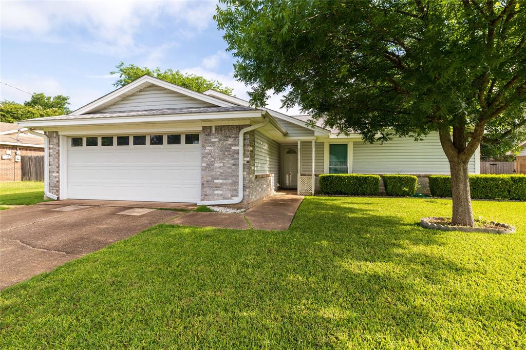 1309 Mercedes Street Property Photo 1