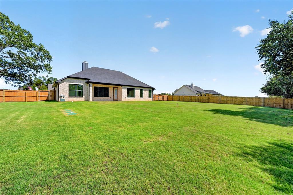 302 Grace Lane Property Photo 35