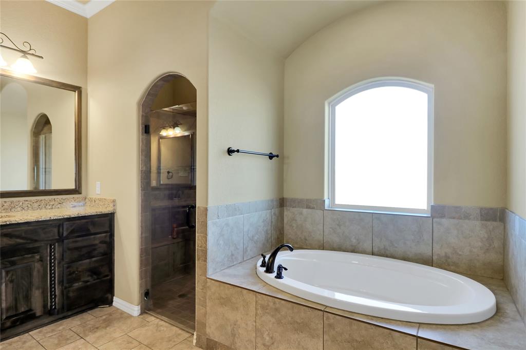694 Jennings Lane Property Photo 8