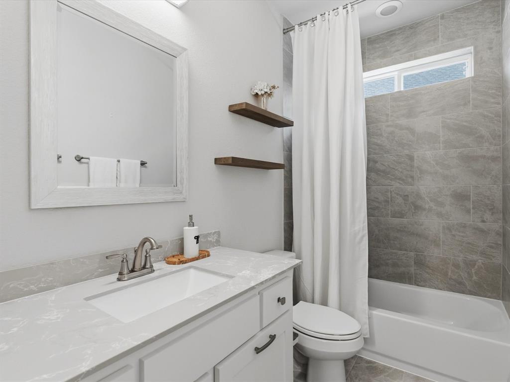 3505 Wycliff Avenue Property Photo 12