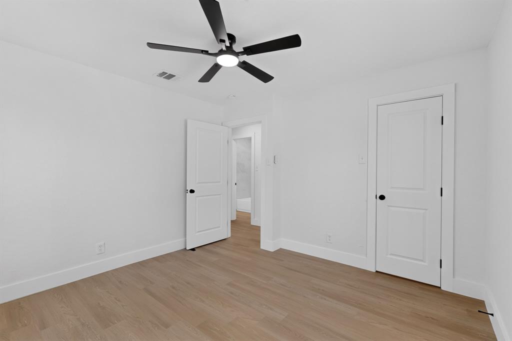 808 Lilac Drive Property Photo 32