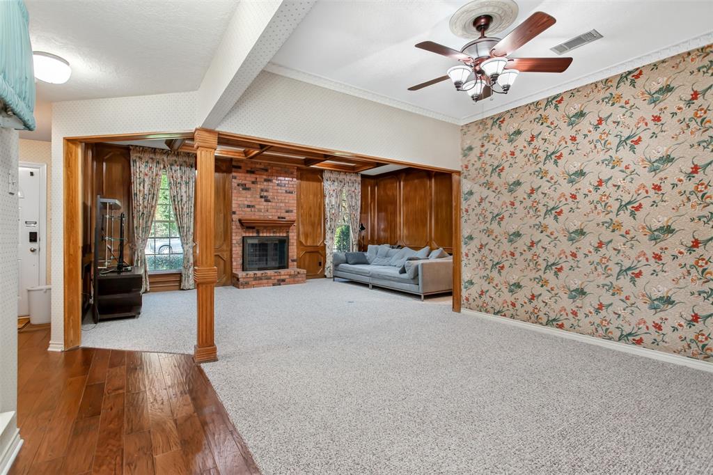 2407 Briarcliff Drive Property Photo 2