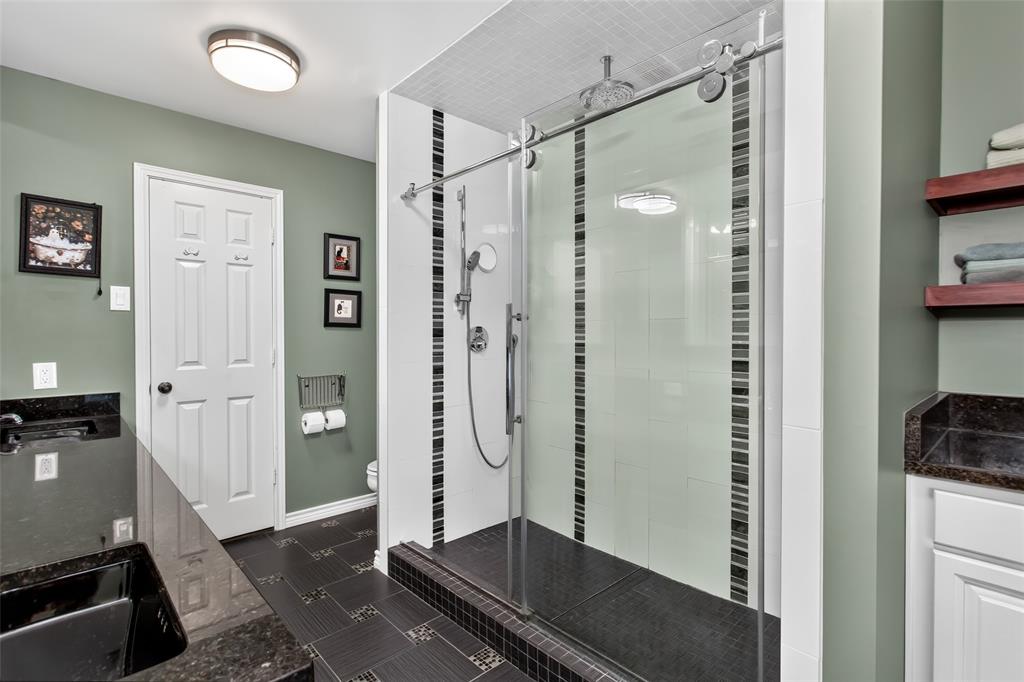 2407 Briarcliff Drive Property Photo 11