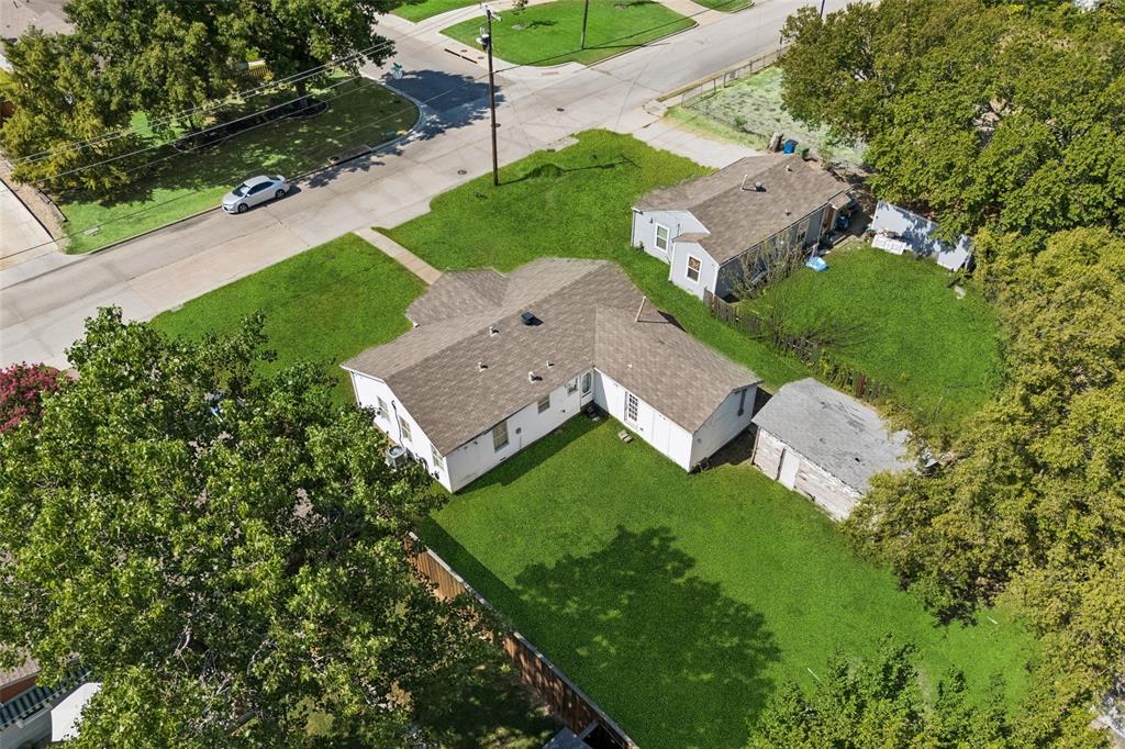809 E Wall Street Property Photo 3