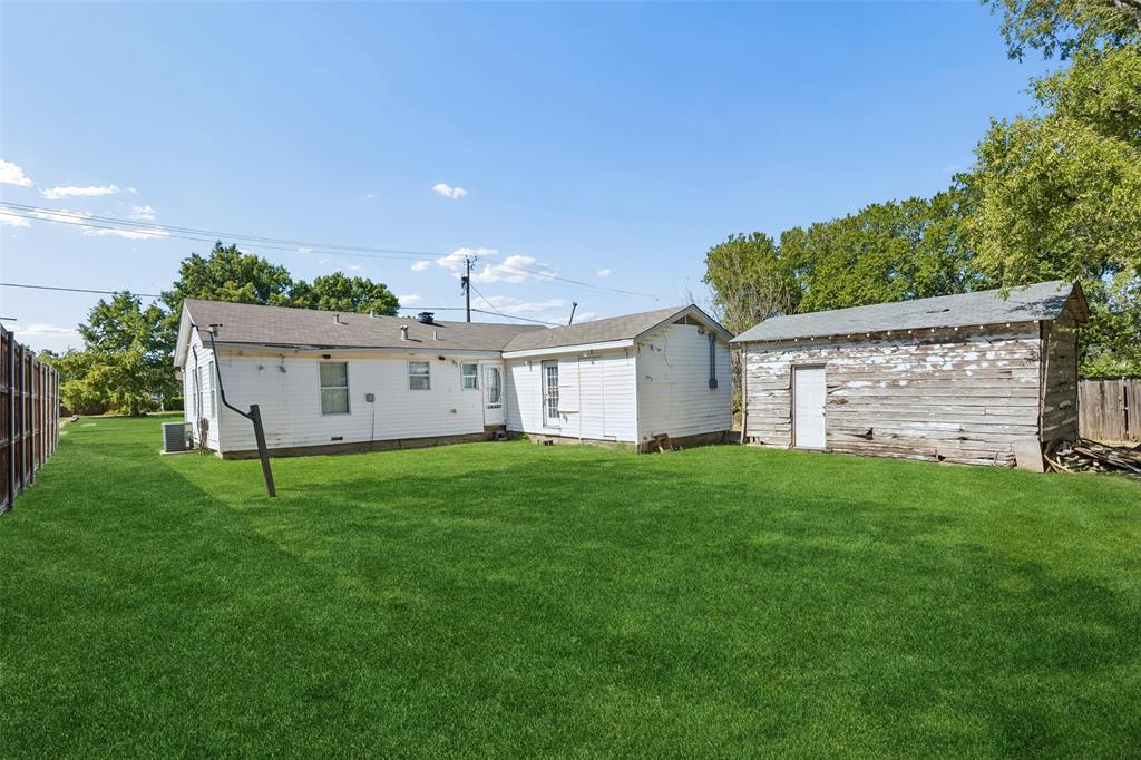 809 E Wall Street Property Photo 8