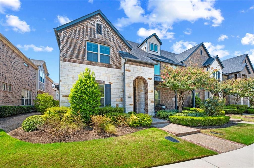 4246 Cascade Sky Drive Property Photo 2