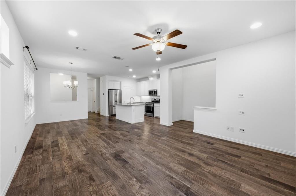 4246 Cascade Sky Drive Property Photo 8