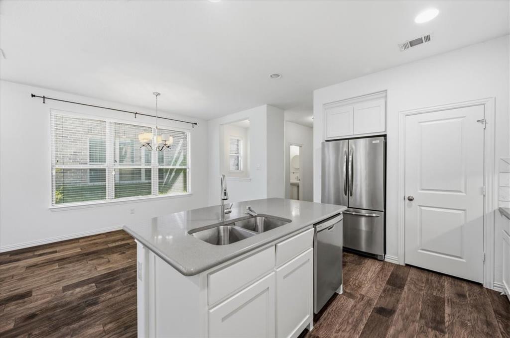 4246 Cascade Sky Drive Property Photo 12