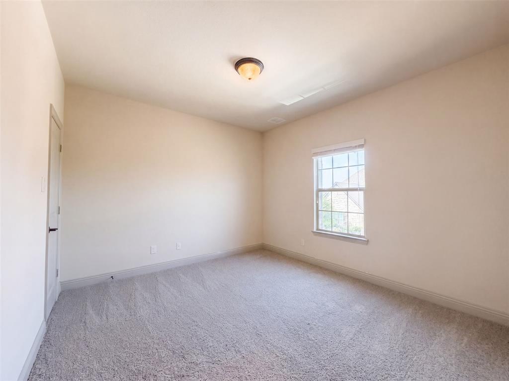 4905 Palm Springs Drive Property Photo 20