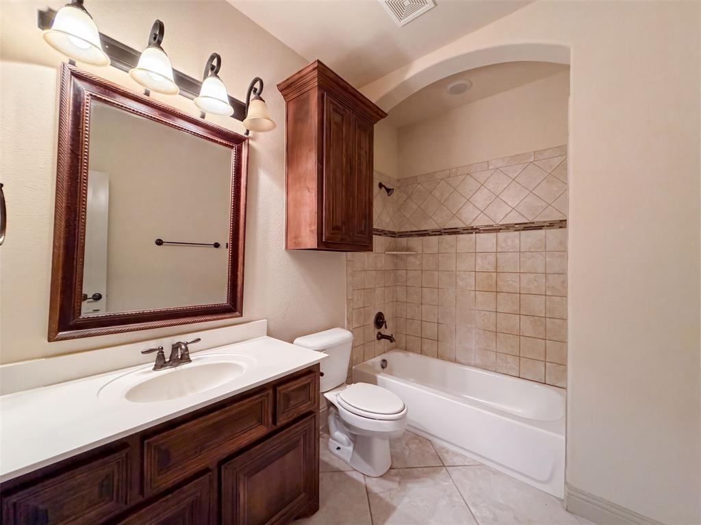4905 Palm Springs Drive Property Photo 22