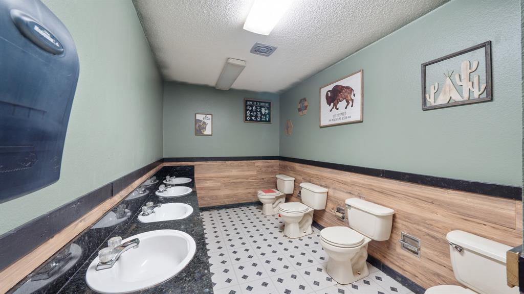 1409 W South Commerce Street Property Photo 15
