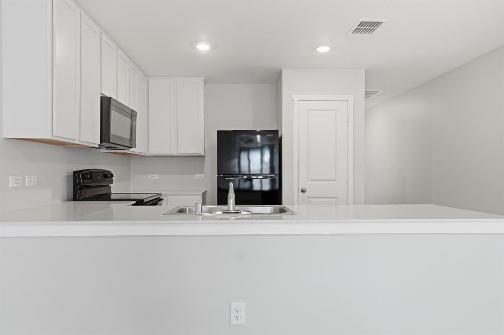 225 Poplar Place Property Photo 14