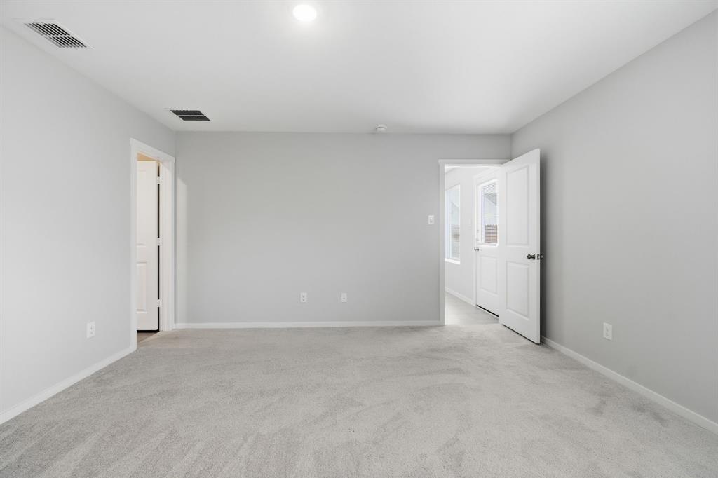 225 Poplar Place Property Photo 23