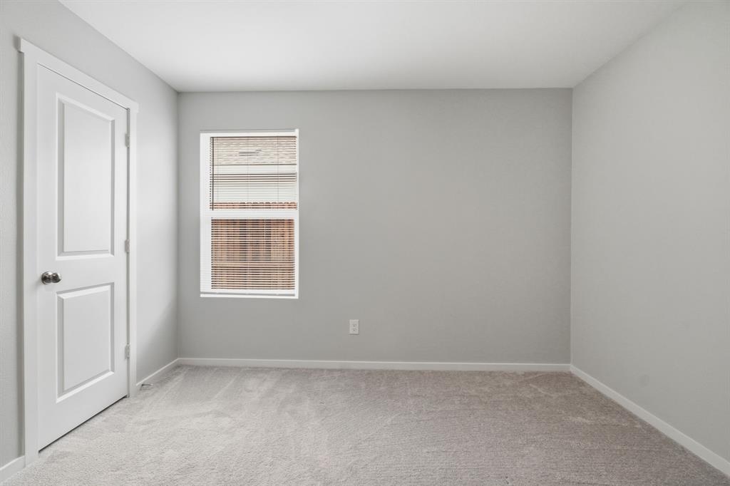 225 Poplar Place Property Photo 26