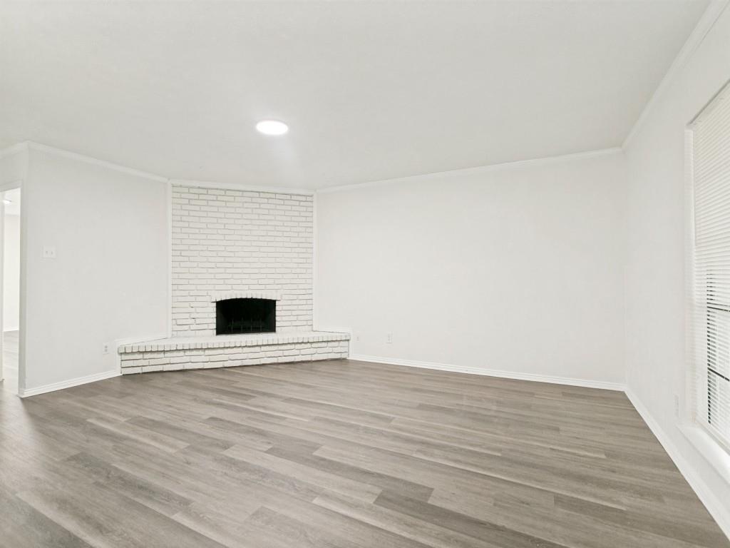 905 Hawthorne Drive Property Photo 5