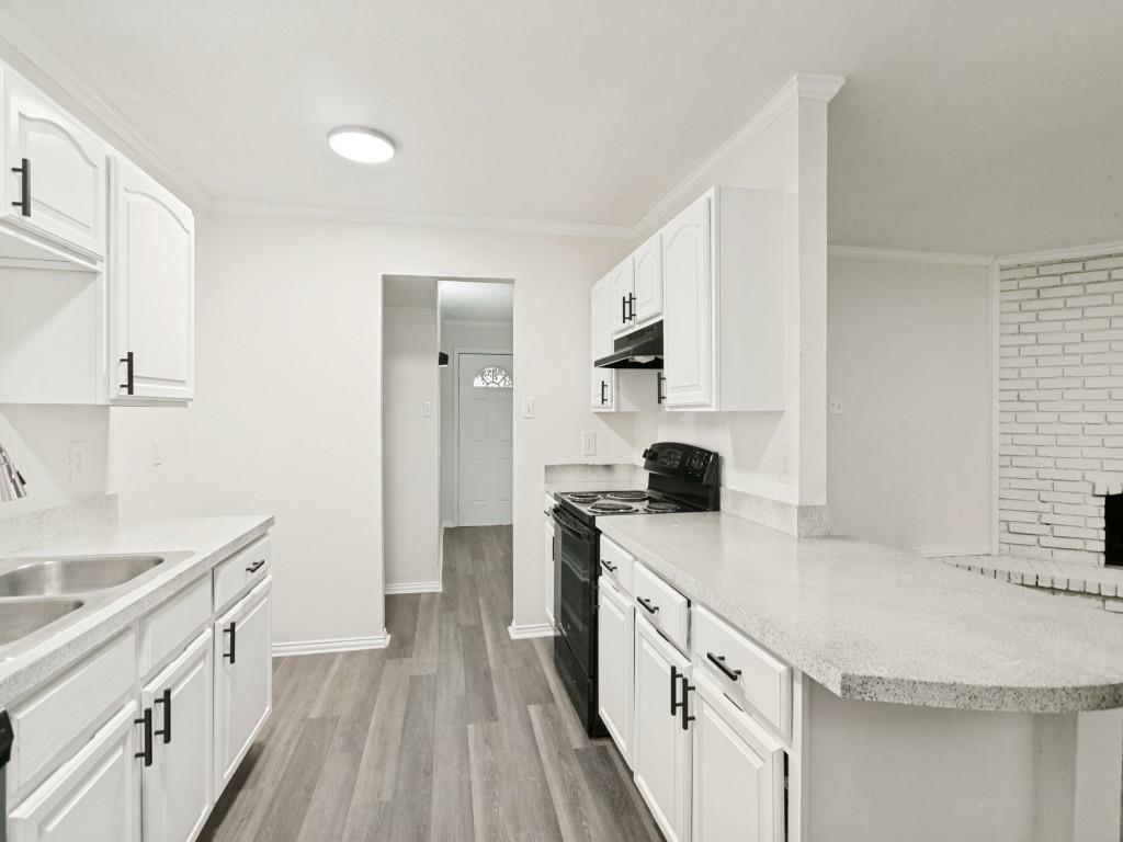 905 Hawthorne Drive Property Photo 12