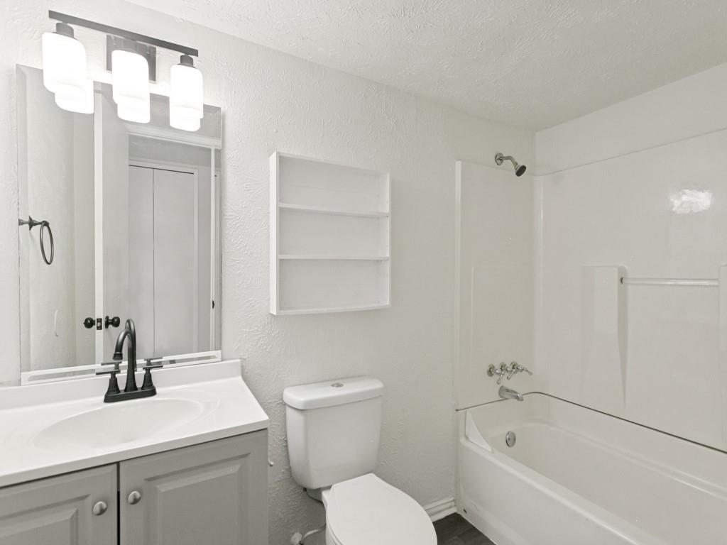 905 Hawthorne Drive Property Photo 19