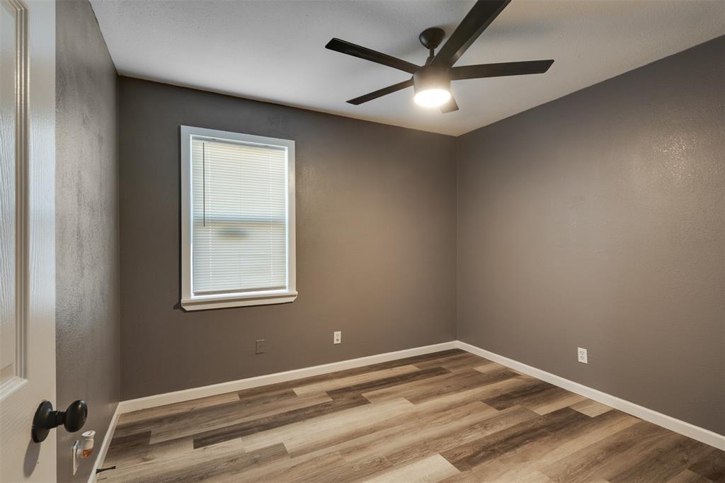 211 S Rose Street Property Photo 10