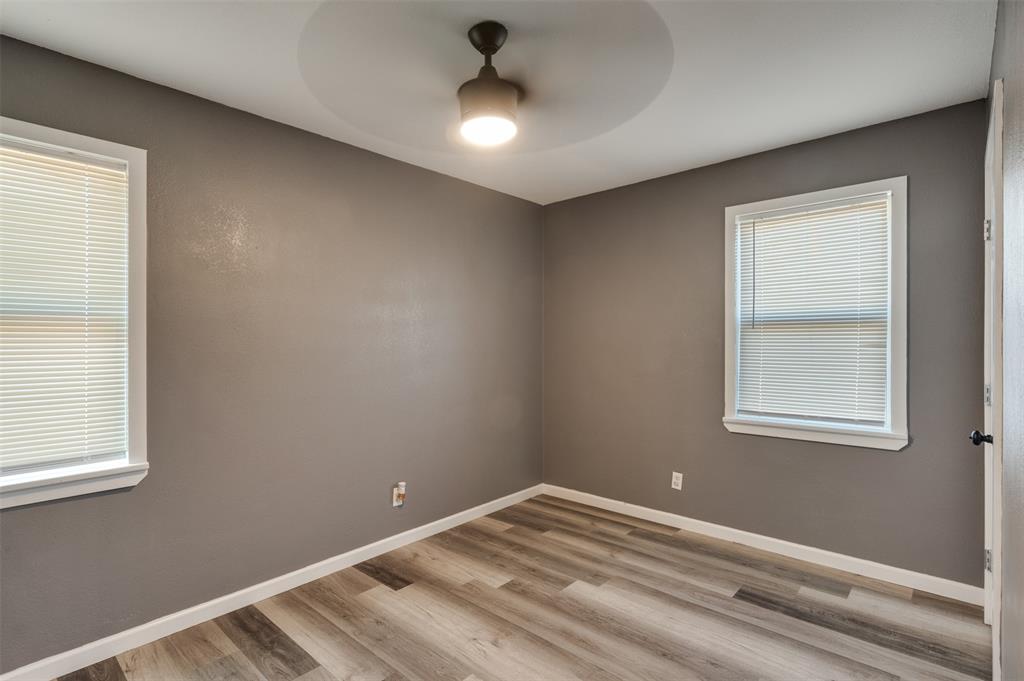 211 S Rose Street Property Photo 17