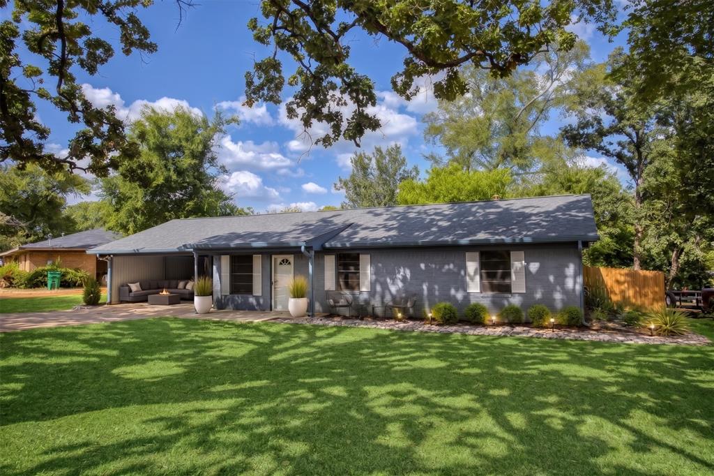 130 Hillcrest Drive Property Photo 1