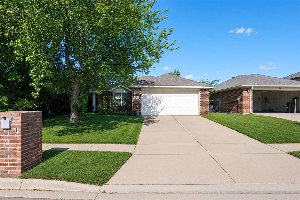 2752 Maegen Circle Property Photo 1