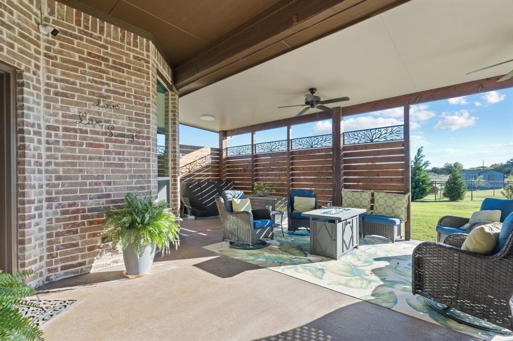 104 Carls Court Property Photo 1