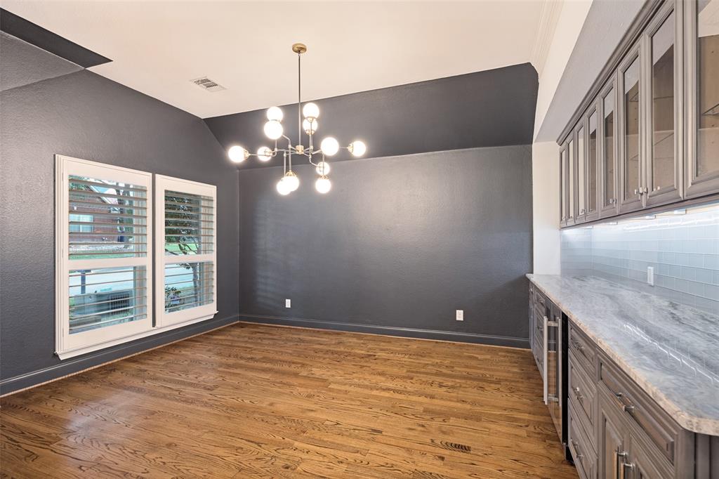 2804 Whitetail Court Property Photo 6