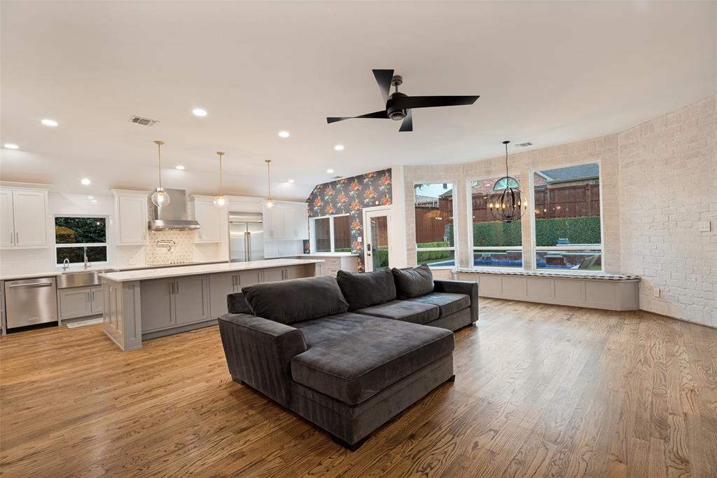 2804 Whitetail Court Property Photo 10