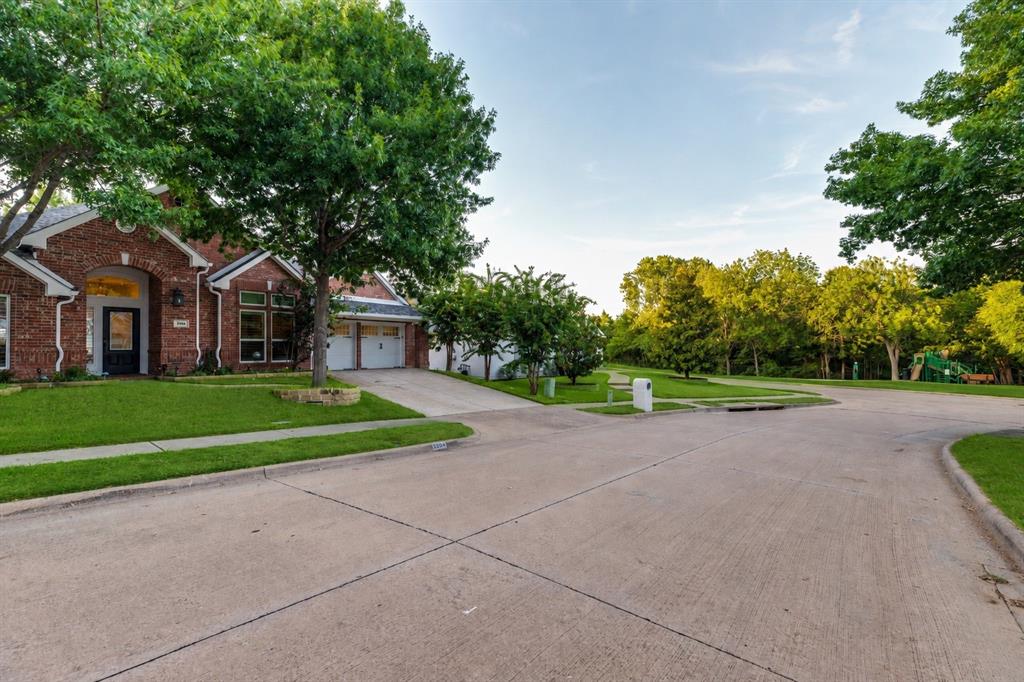 2804 Whitetail Court Property Photo 33