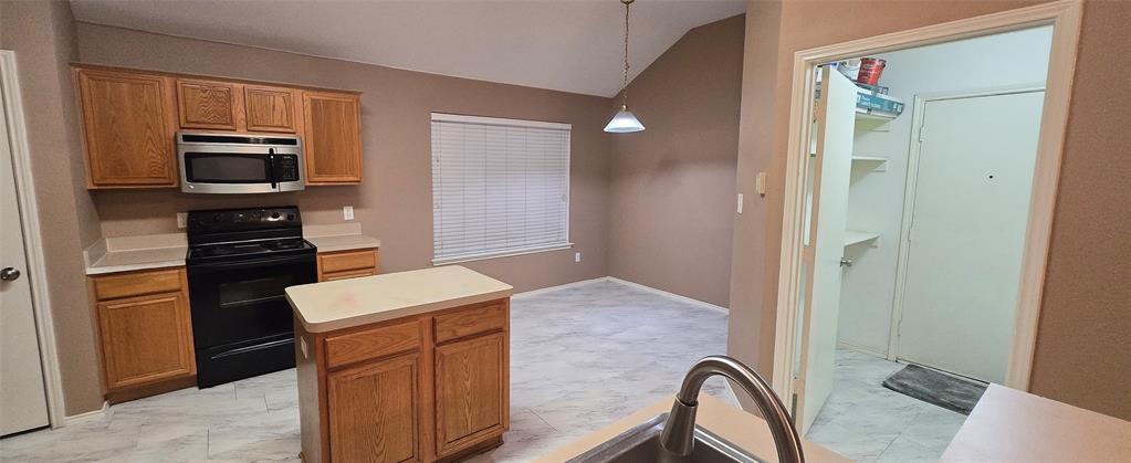 1912 Chapman Drive Property Photo 12