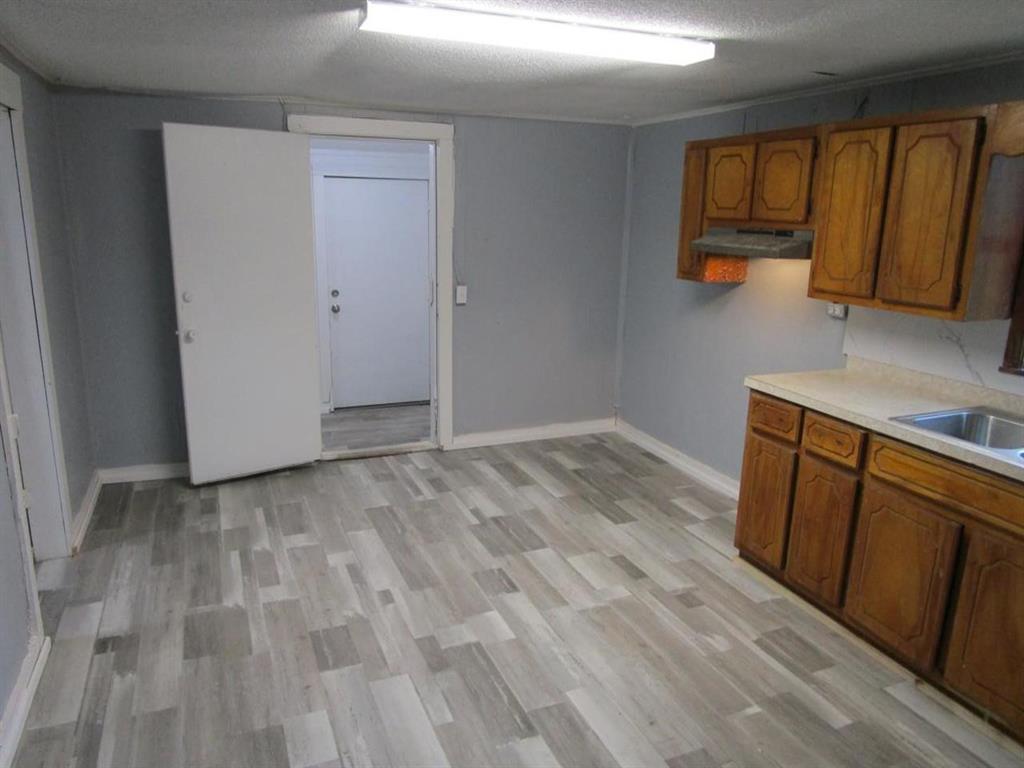 402 Dorsey Street Property Photo 13