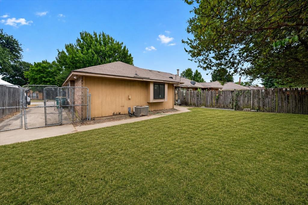 724 Lemons Street Property Photo 11