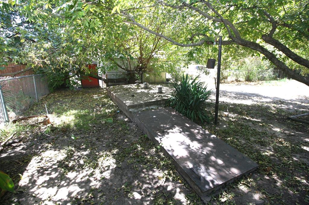 306 S Austin Street Property Photo 28