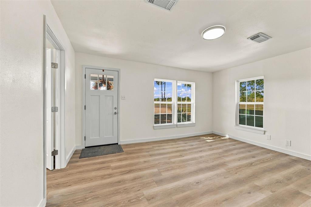 2605 Howard Road Property Photo 1