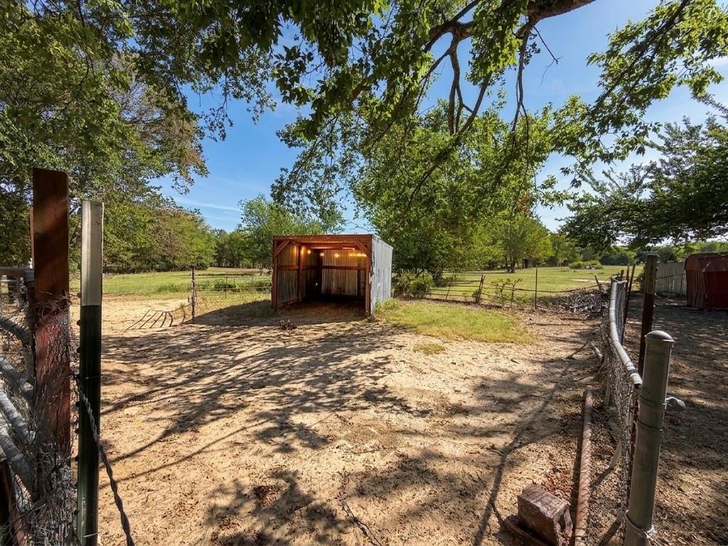 32951 Fm 47 Property Photo 14