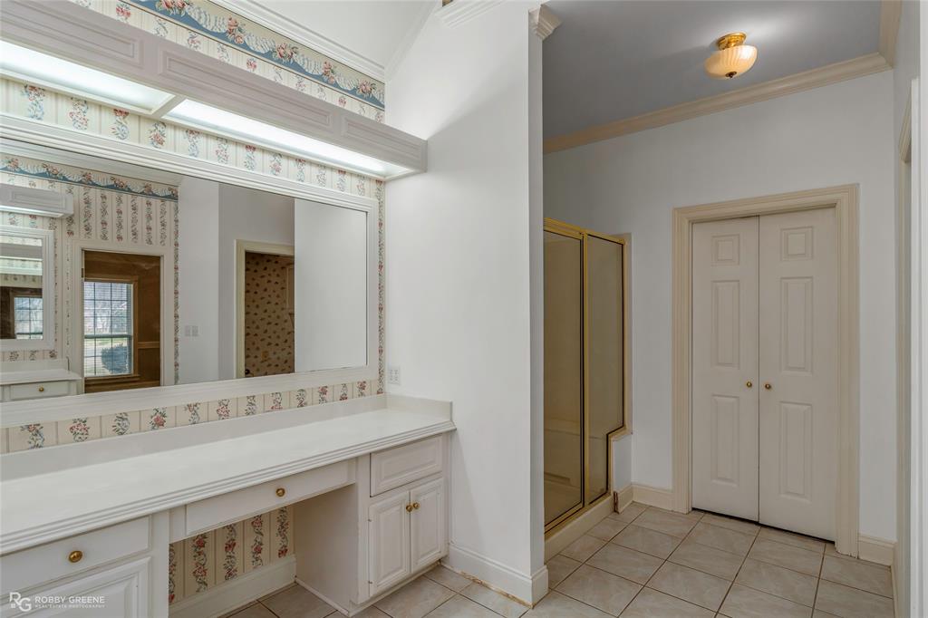 304 Tealwood Drive Property Photo 16
