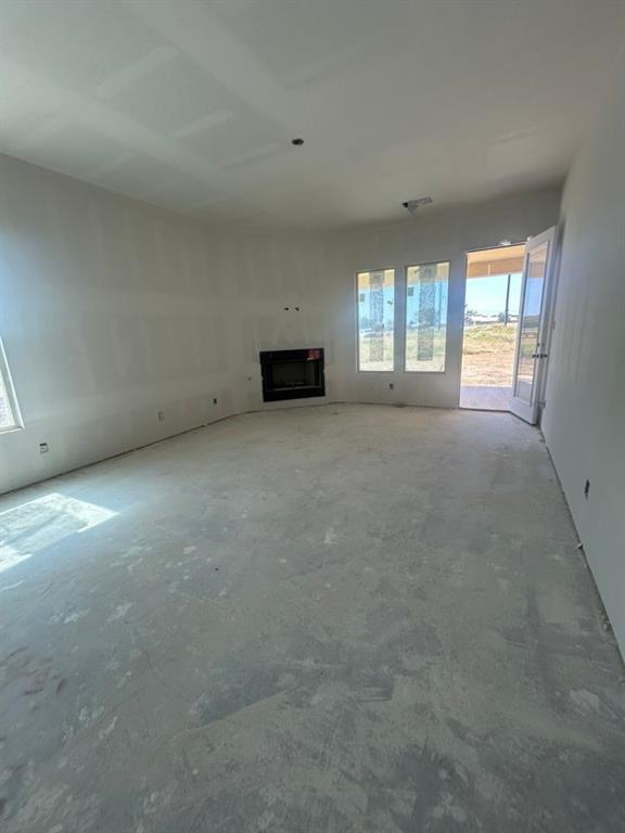 3402 Helena Street Property Photo 7