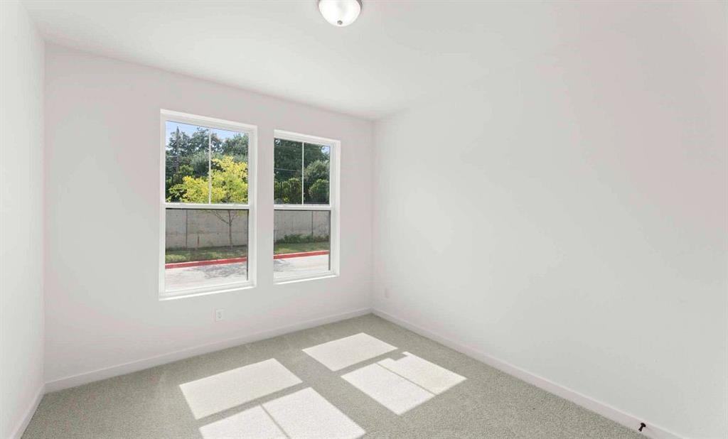1000 Comfort Drive Property Photo 9