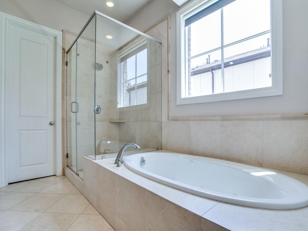 2113 Minehampton Lane Property Photo 11
