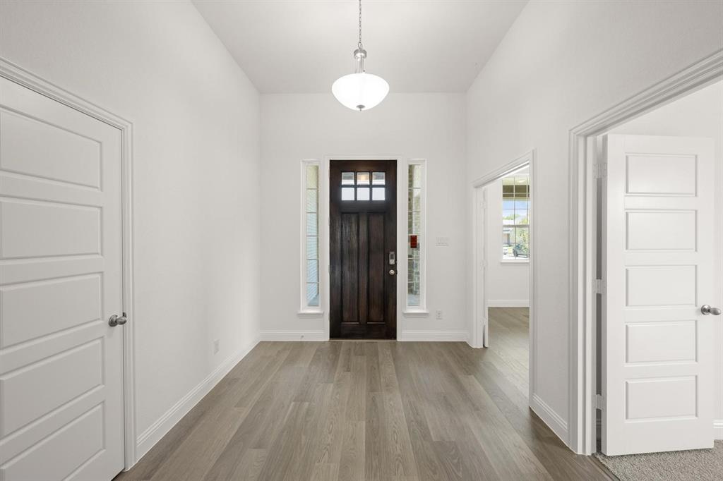 1411 Kendal Drive Property Photo 4