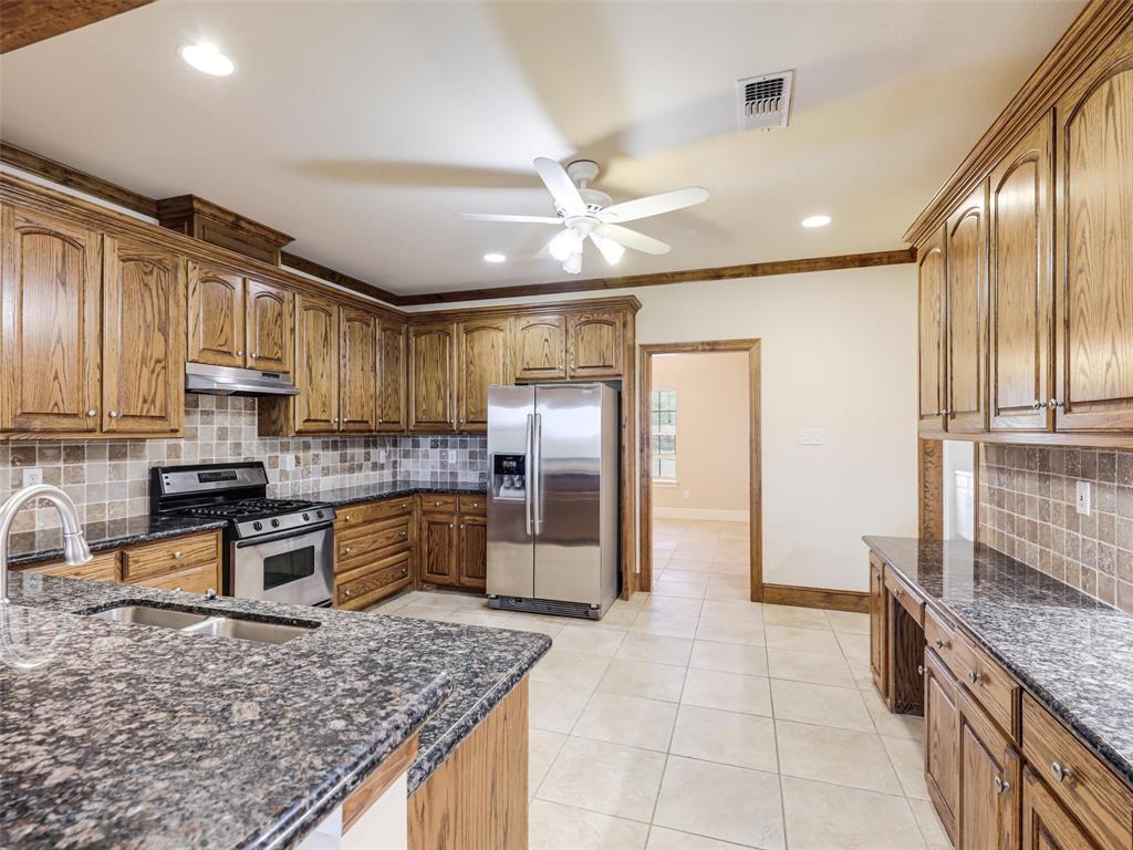 8760 County Road 858 Property Photo 11